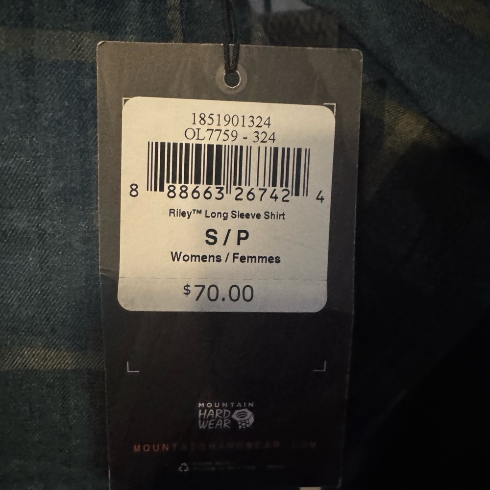 Women’s mountain hardware flannel - Picture 4 of 6